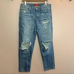LUCKY BRAND DYLAN BOYFRIEND SUPER DISTRESSED JEANS